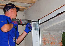 Trust Garage Door Media, PA 610-492-9021 Trust Garage Door Media, PA 610-492-9021 - repair-side